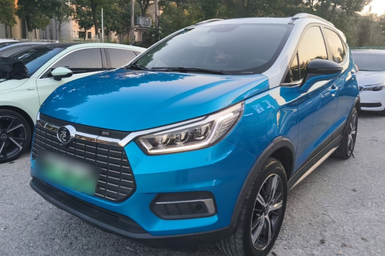 BYD Yuan New Energy 2019 #2 BYD Yuan New Energy 2019 car image #2