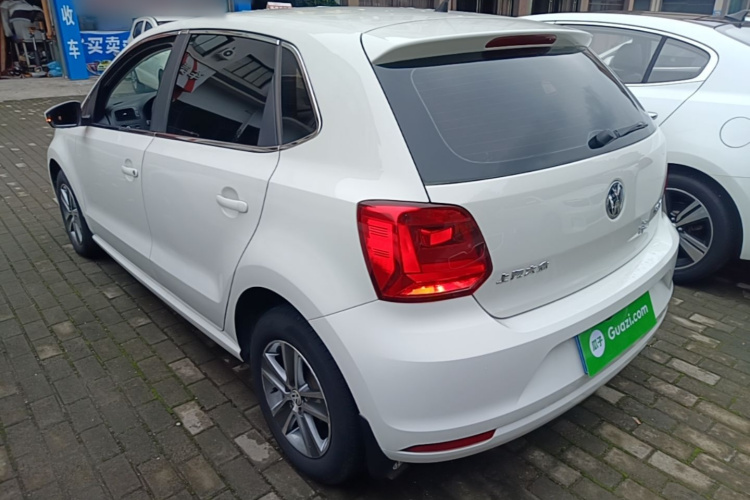 Volkswagen Polo 2017 #5 Volkswagen Polo 2017 car image #5