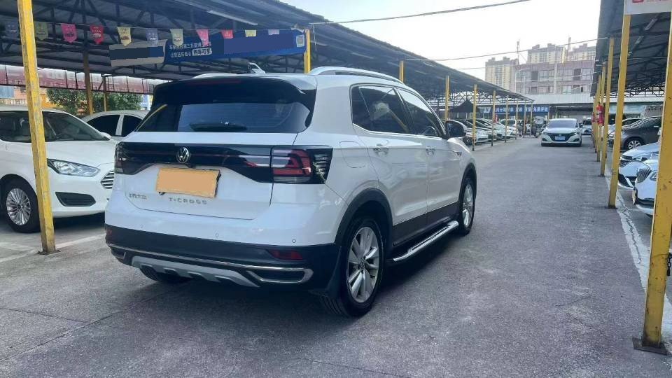 Volkswagen T-Cross 2021 #4 Volkswagen T-Cross 2021 car image #4