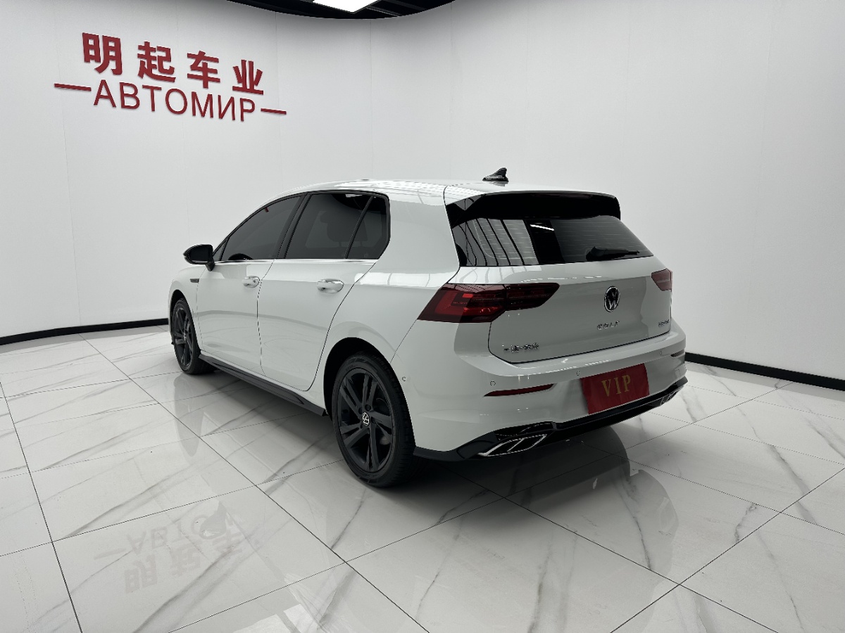 2023 #8 2023 immagine di auto #8