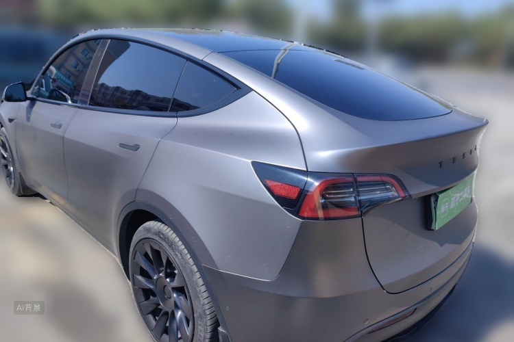 Tesla Model Y 2023 #5 Tesla Model Y 2023 car image #5