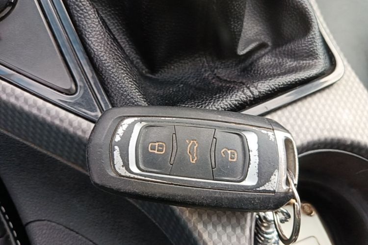 GEELY Emgrand GS 2016 #9 GEELY Emgrand GS 2016 immagine di auto #9