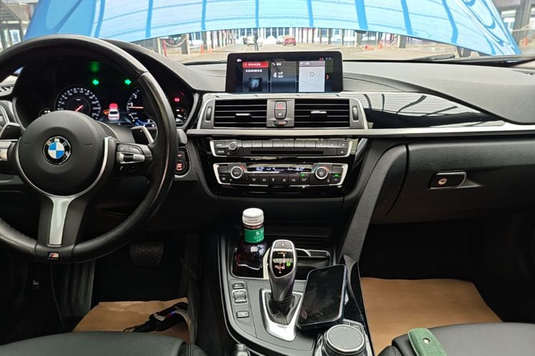 BMW 3 Series 2018 #17 BMW 3 Series 2018 car image #17