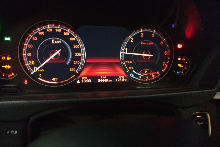 BMW 3 Series 2018 car image #14