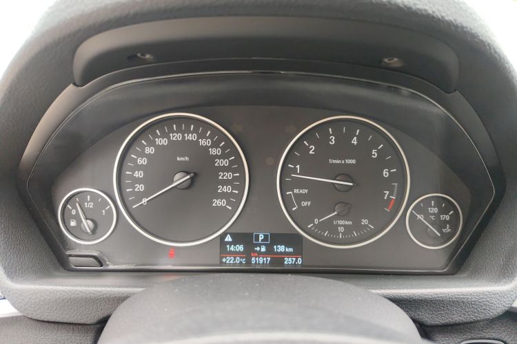 BMW 3 Series 2018 #12 BMW 3 Series 2018 car image #12