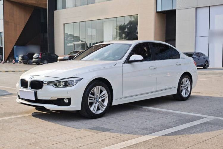 BMW 3 Series 2016 car image #2