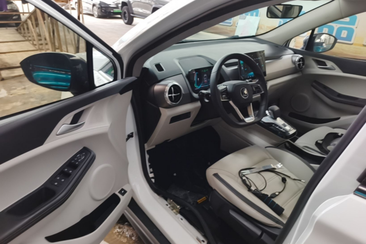 BYD Yuan Pro 2022 car image #16