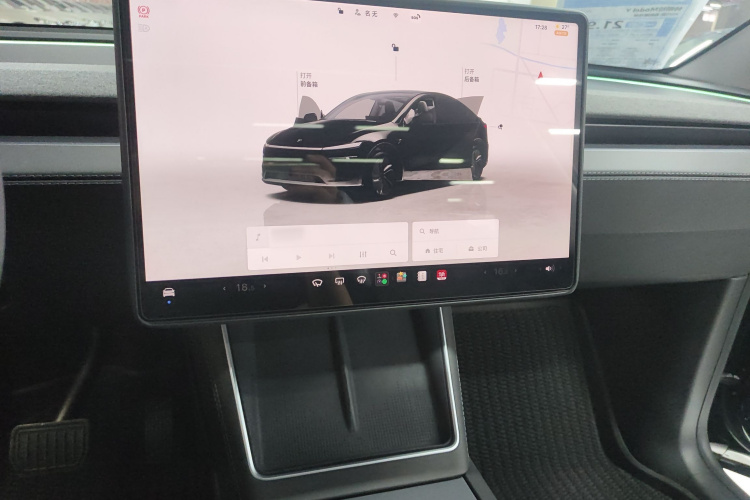 Tesla Model Y 2025 #14 Tesla Model Y 2025 image de voiture #14