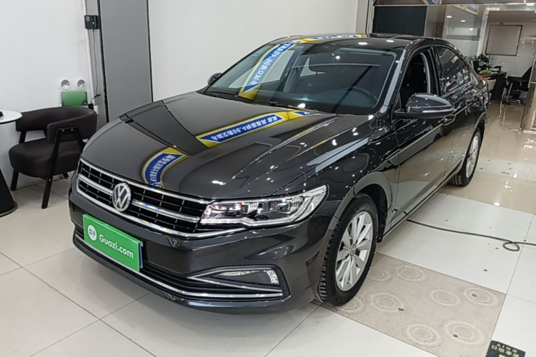 Volkswagen Bora 2020 car image #2