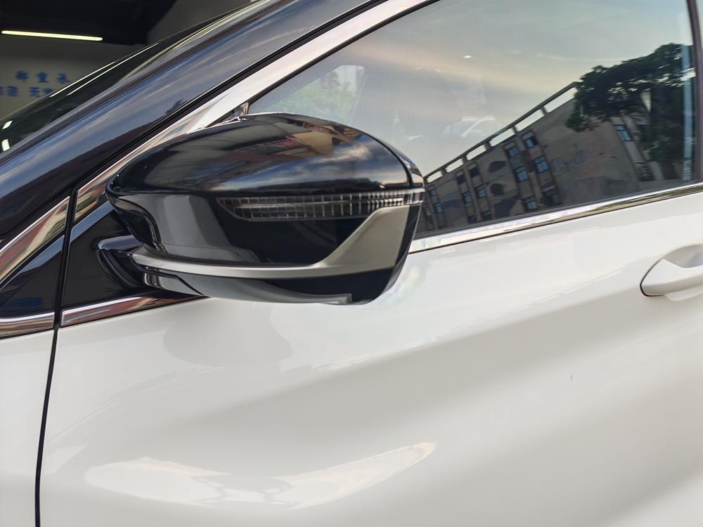 GEELY Coolray 2019 #12 GEELY Coolray 2019 car image #12