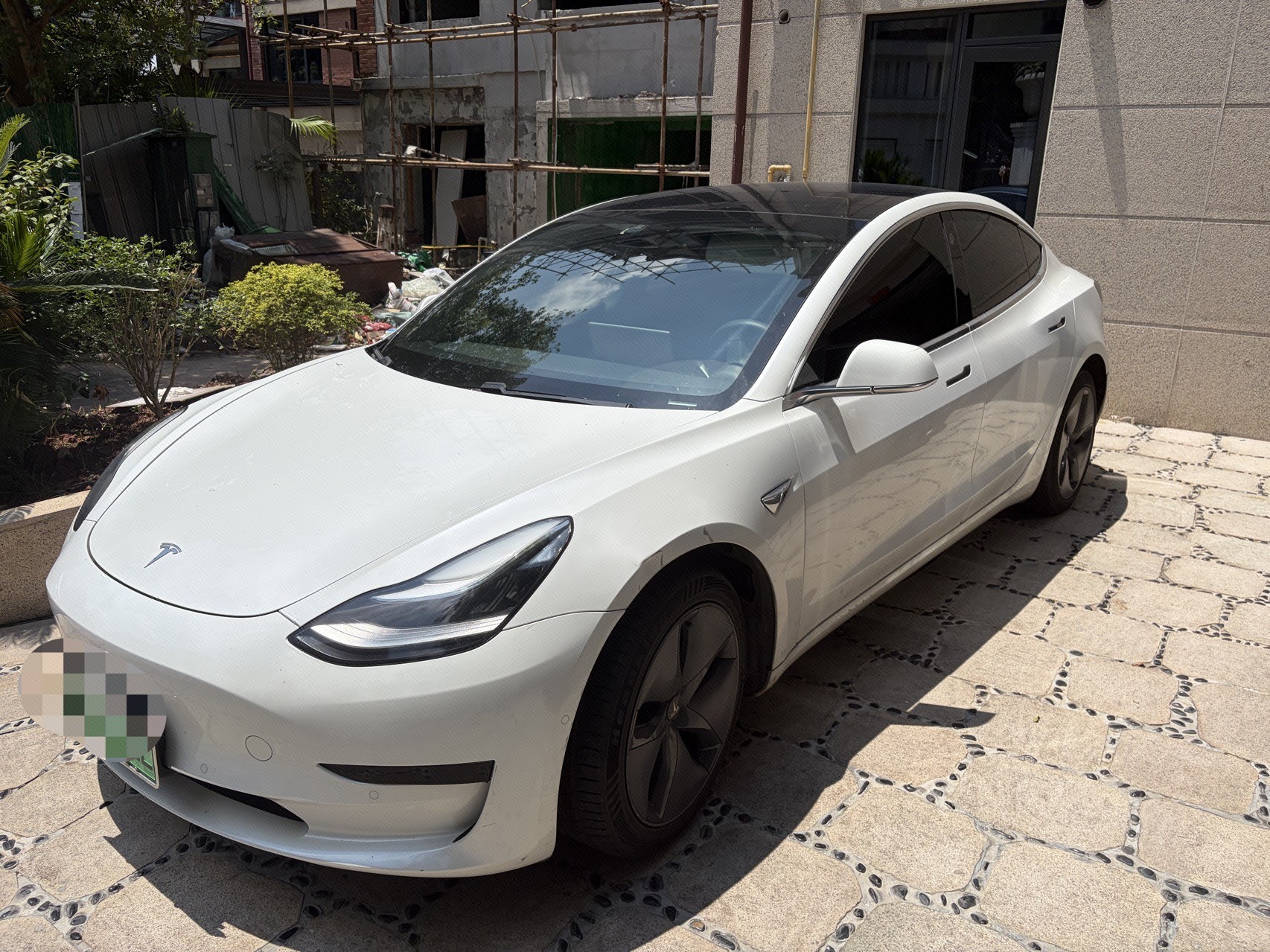 Tesla Model 3 2020 car image 