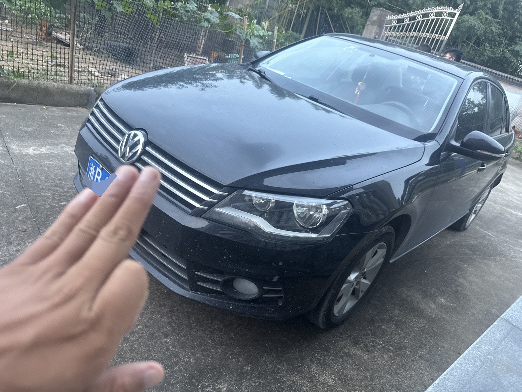 Volkswagen Bora 2015 car image 