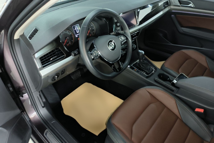 Volkswagen Lavida 2020 car image #16