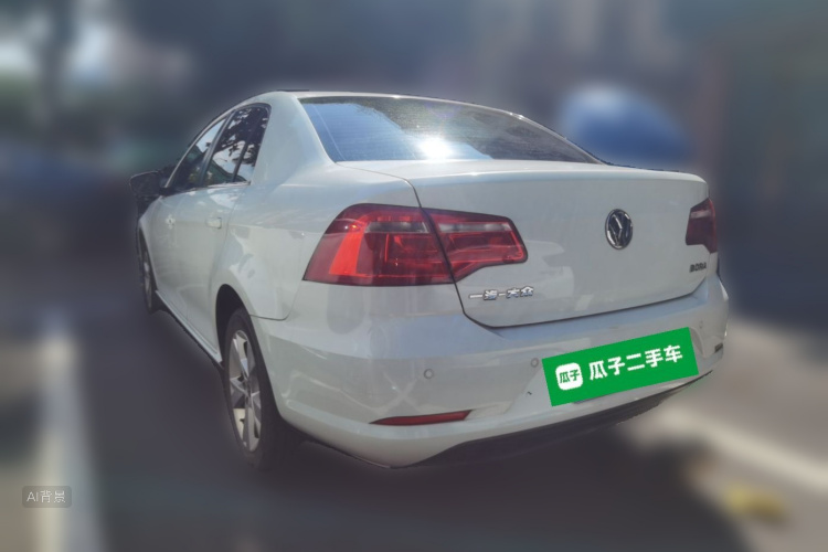 Volkswagen Bora 2015 car image #5