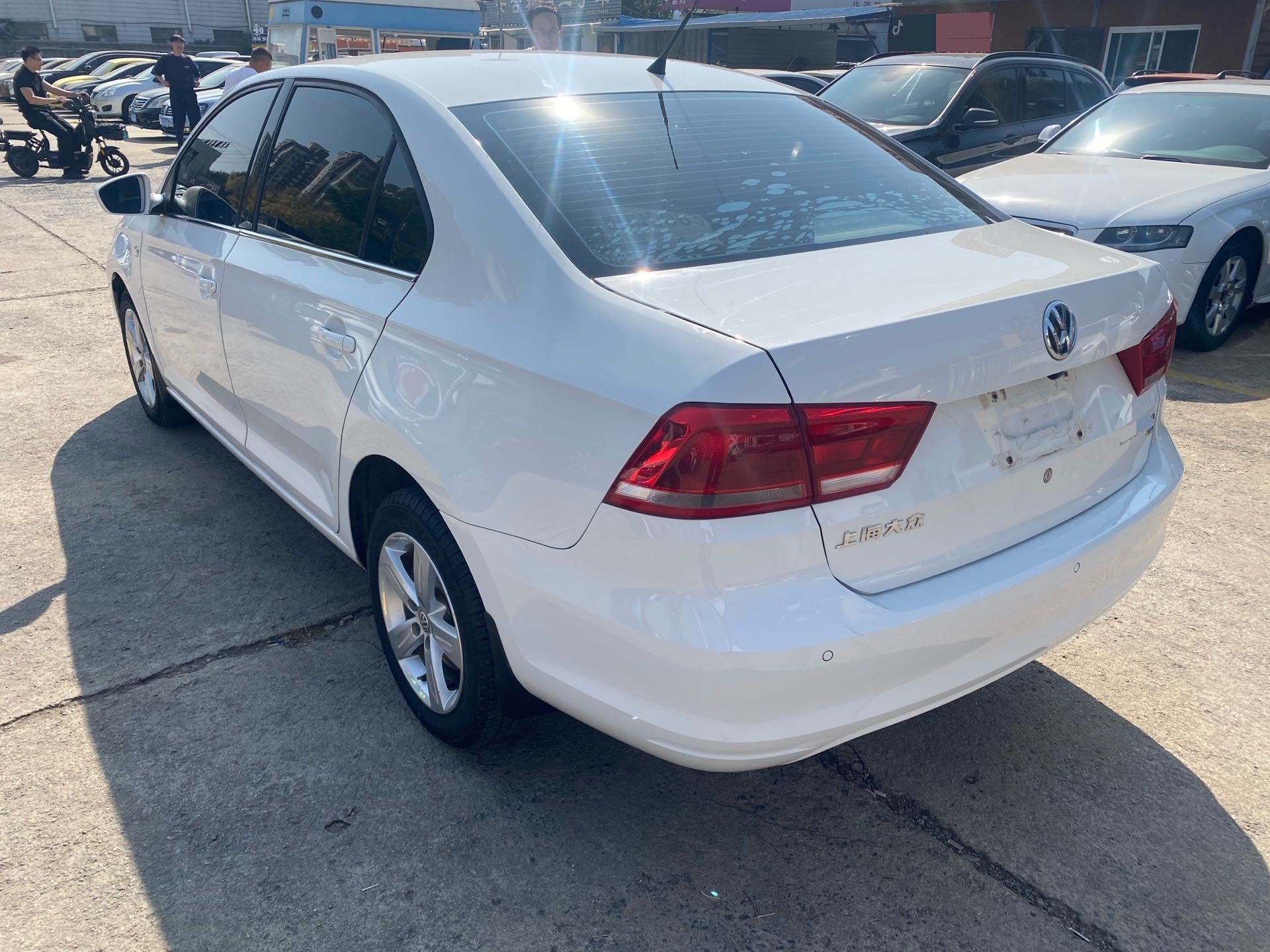 Volkswagen Santana 2016 car image #6