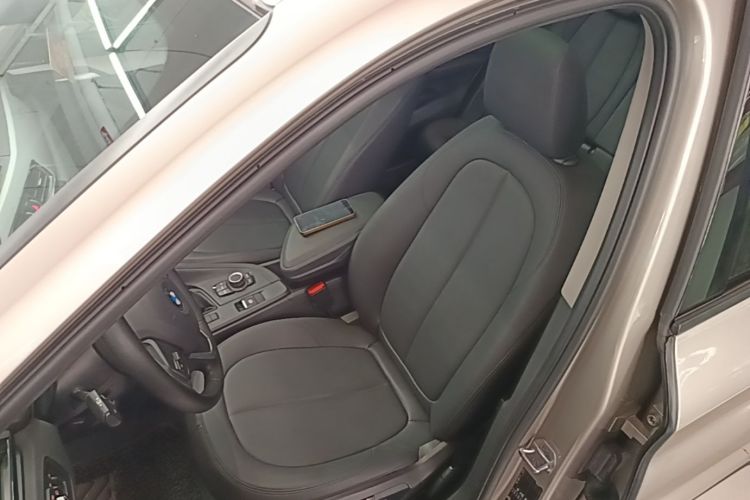 BMW X1 2018 #15 BMW X1 2018 car image #15
