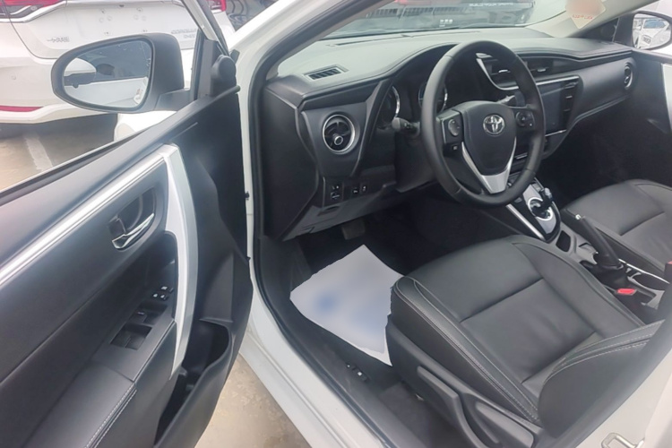 Toyota Corolla 2018 #16 Toyota Corolla 2018 car image #16