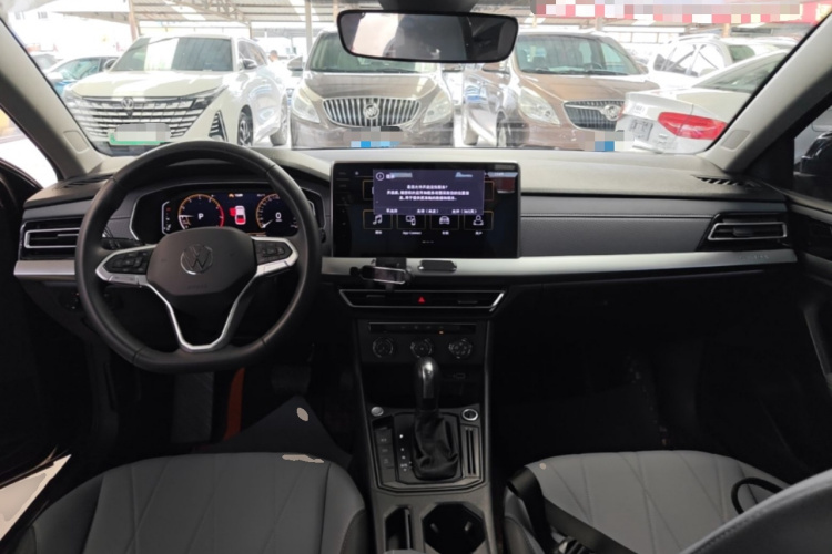 Volkswagen Lavida 2025 imagen de coche #10
