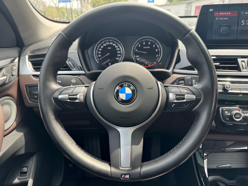 BMW X1 2022 car image #22