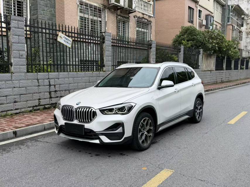 BMW X1 2023 BMW X1 2023 car image