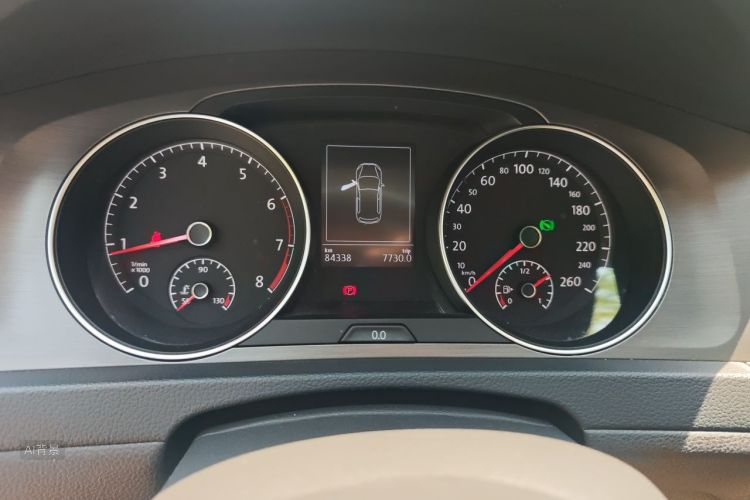 Volkswagen Golf 2015 car image #13