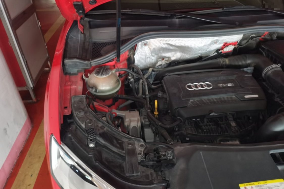 Audi Q3 2017 #11 Audi Q3 2017 car image #11