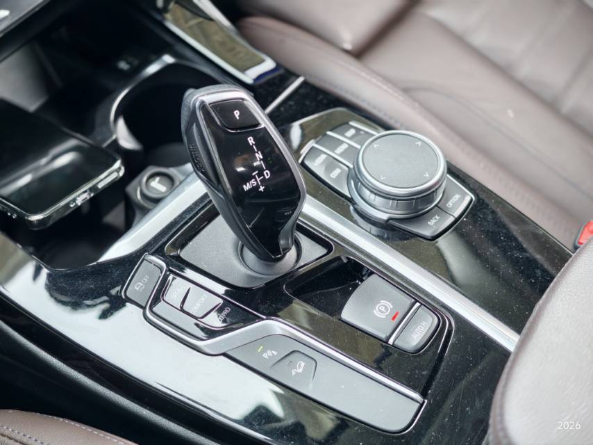 BMW X3 2021 car image #14