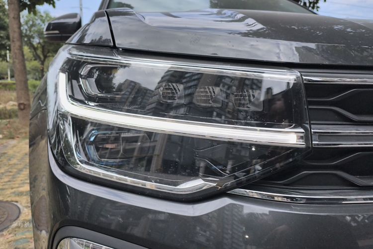 Volkswagen Tharu 2024 صورة سيارة #8