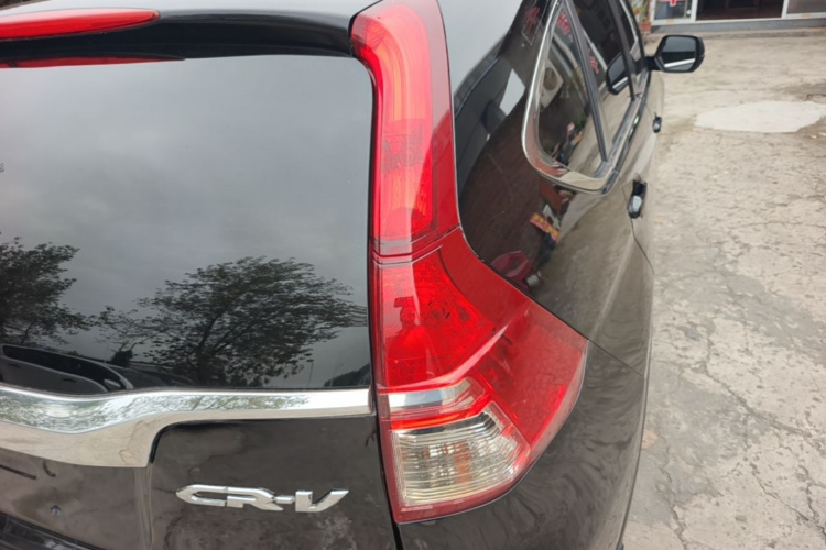 Honda CR-V 2015 #8 Honda CR-V 2015 صورة سيارة #8