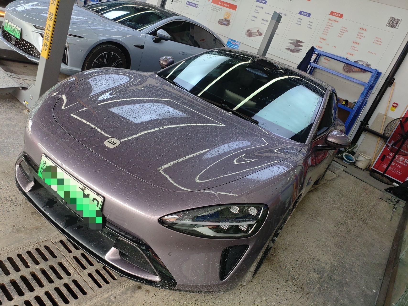 MI SU7 2024 car image 