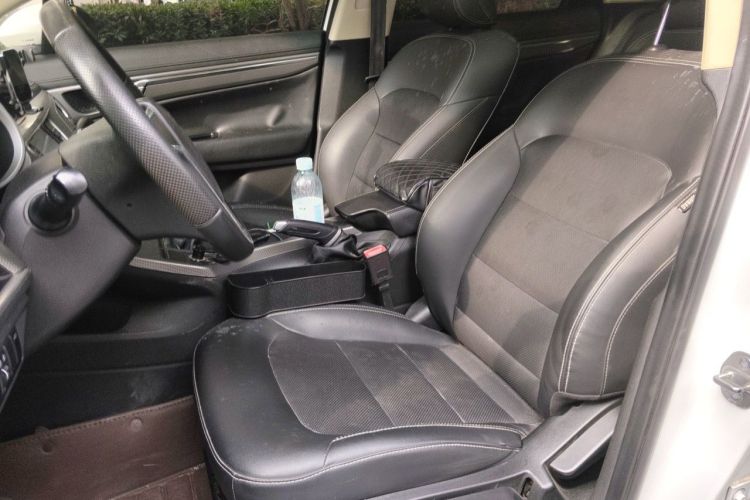 GEELY Emgrand GS 2017 car image #15