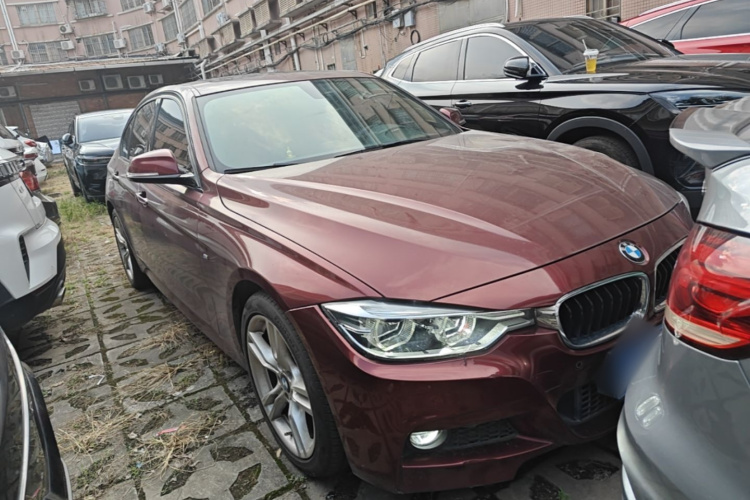 BMW 3 Series 2018 car image #4