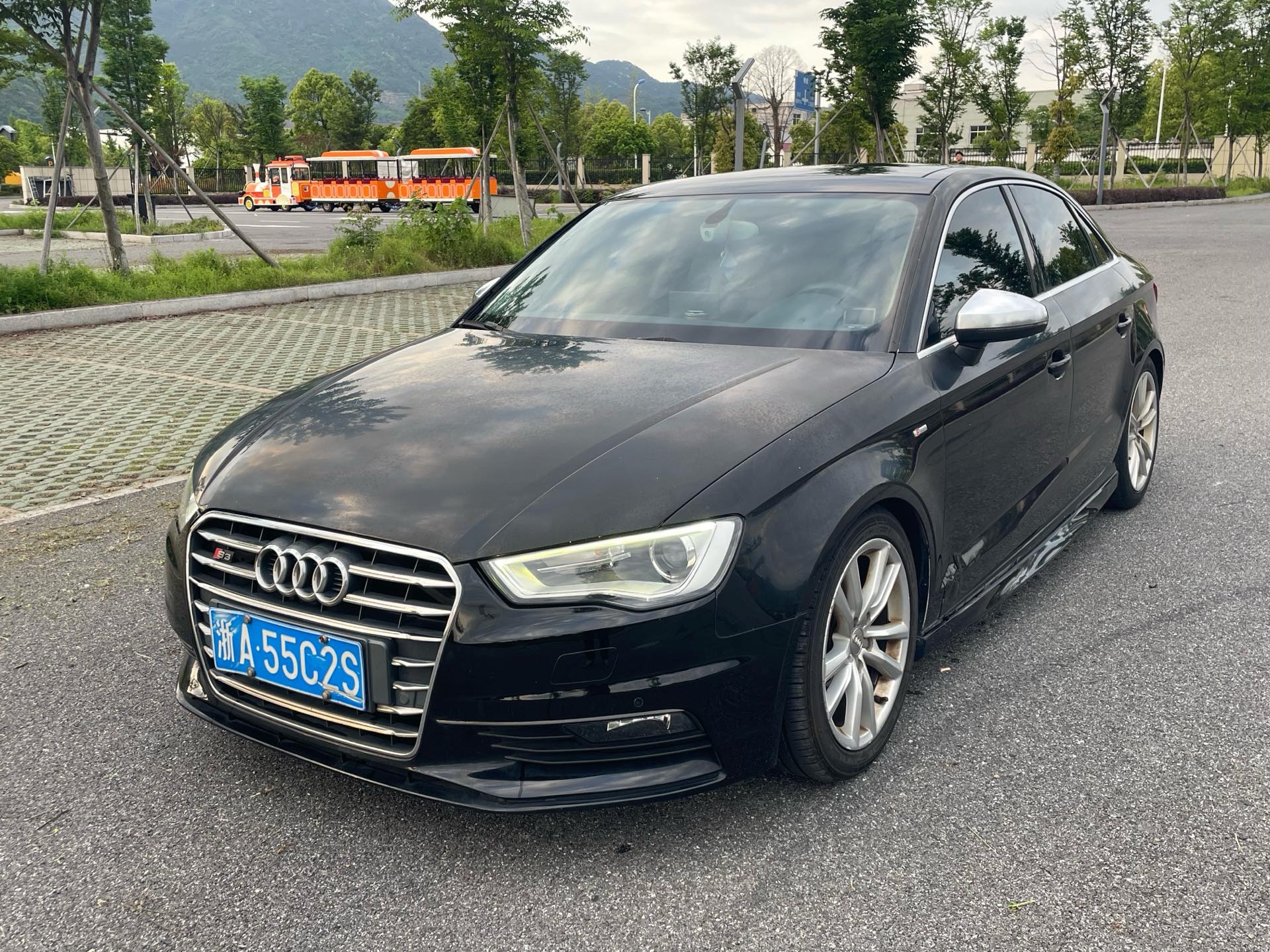 2015 2015 car image