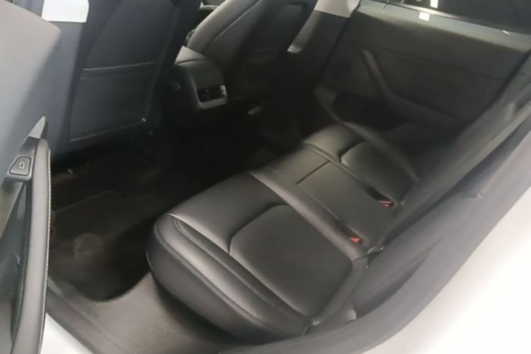 Tesla Model Y 2023 #17 Tesla Model Y 2023 immagine di auto #17