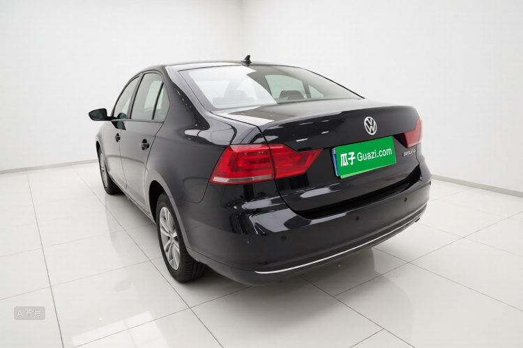 Volkswagen Santana 2019 car image #5