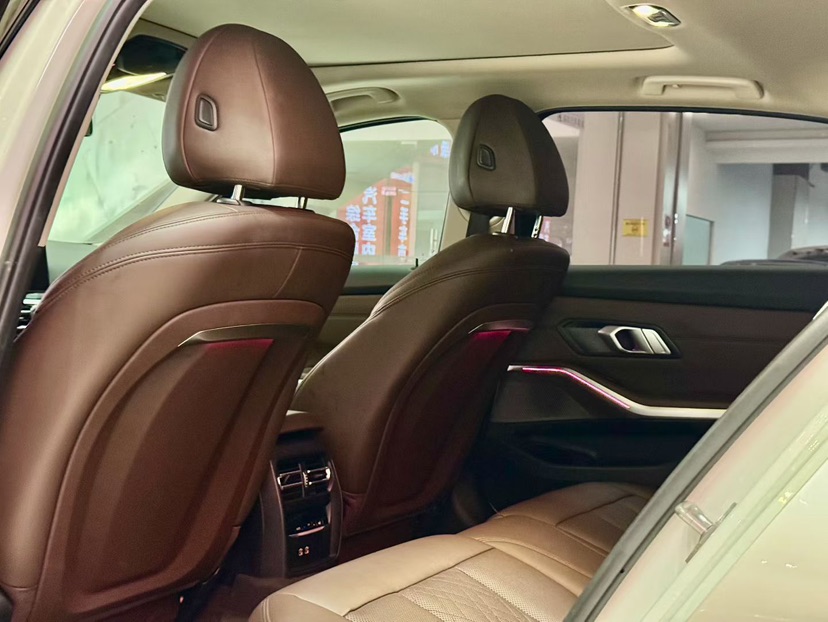 BMW i3 2023 car image #6