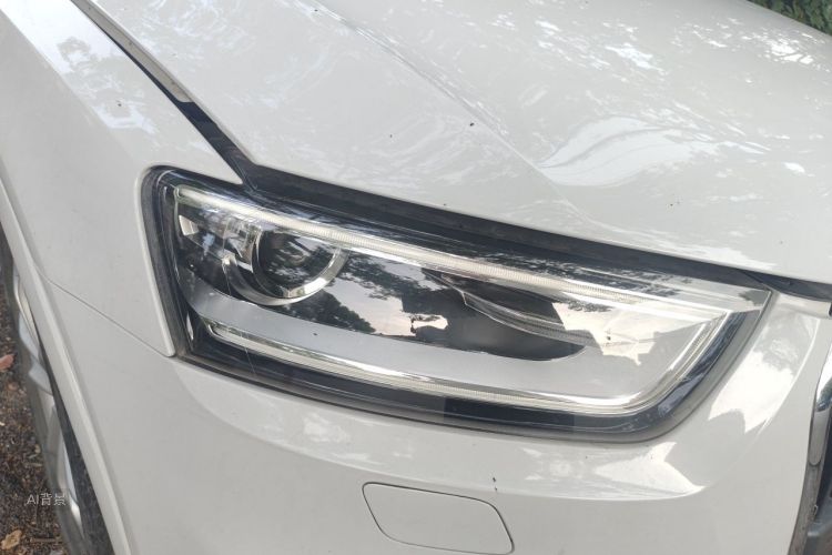 Audi Q3 2016 car image #8