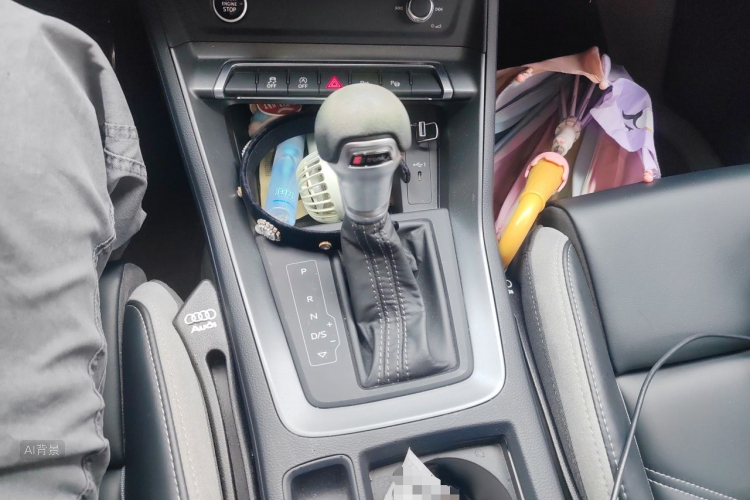 Audi Q3 2023 car image #16