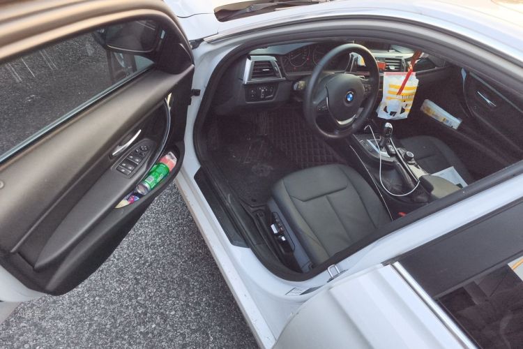 BMW 3 Series 2017 #18 BMW 3 Series 2017 car image #18