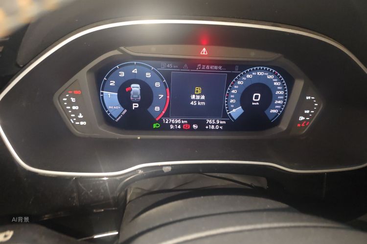 Audi Q3 2020 car image #13