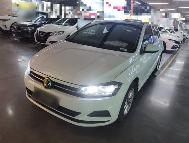 Volkswagen Polo 2023 Volkswagen Polo 2023 صورة سيارة