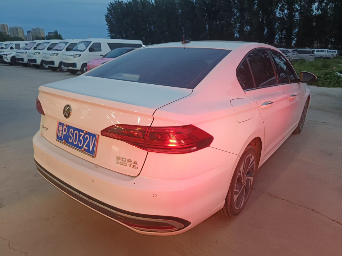 Volkswagen Bora 2022 car image #6