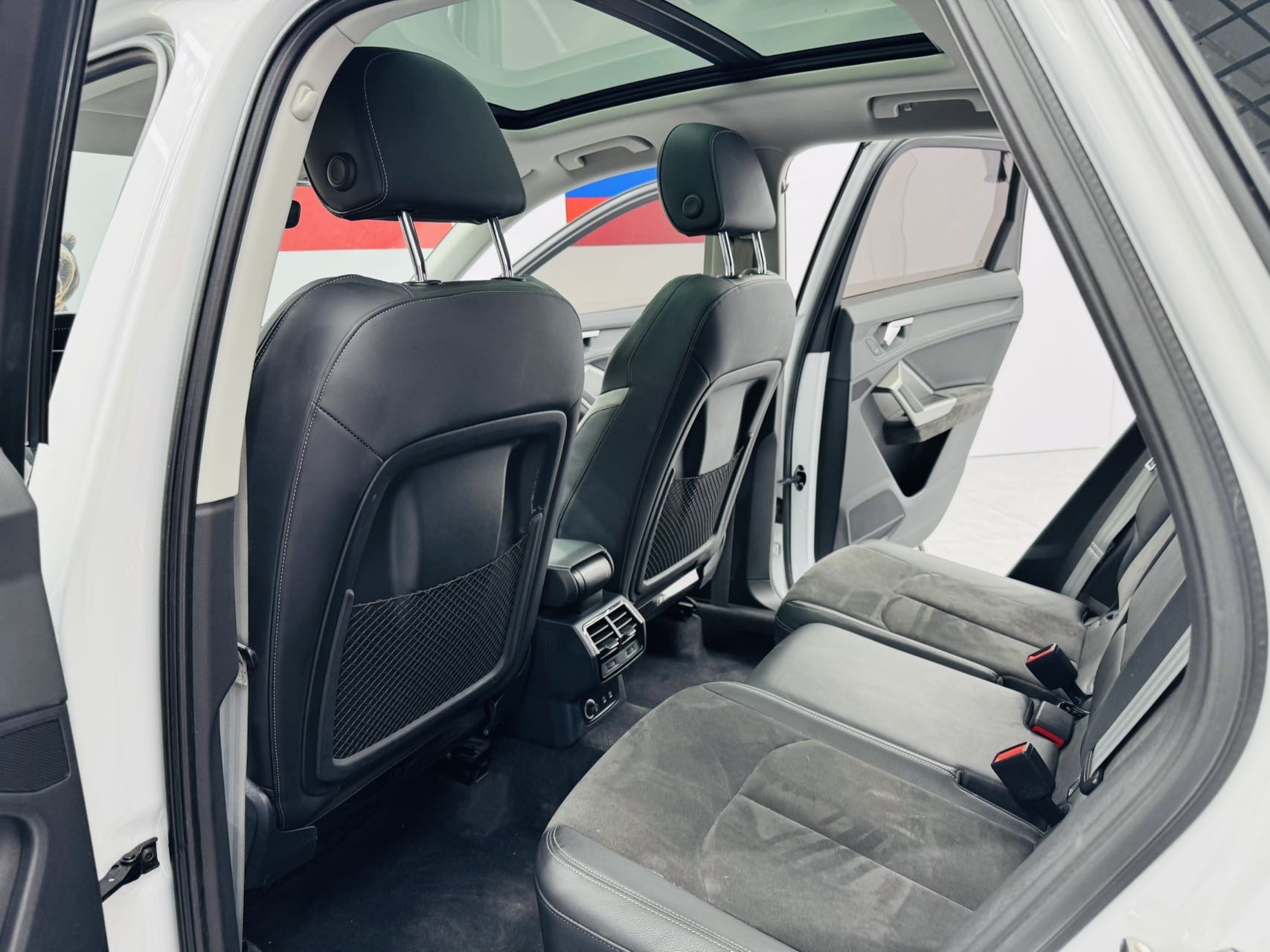 Audi Q3 2023 #7 Audi Q3 2023 car image #7