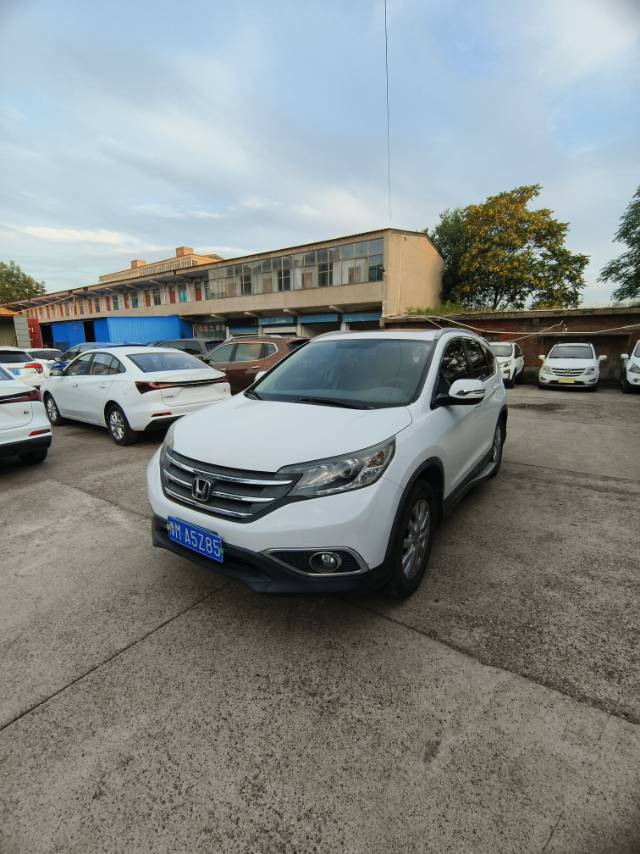 Honda CR-V 2013 Honda CR-V 2013 car image