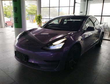 Tesla Model 3 2020 car image 
