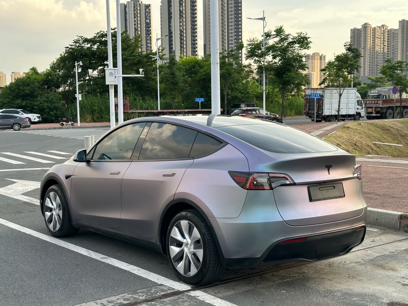 Tesla Model Y 2023 #7 Tesla Model Y 2023 car image #7