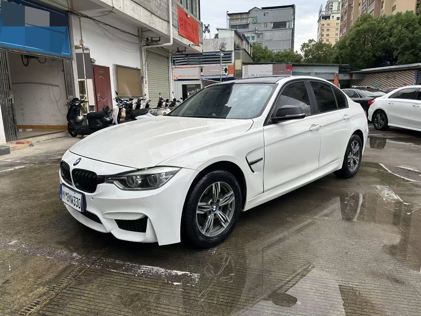 BMW 3 Series 2014 BMW 3 Series 2014 car image