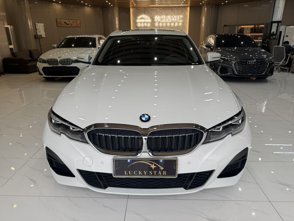 BMW 3 Series 2022 #2 BMW 3 Series 2022 car image #2