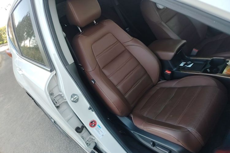 Honda CR-V 2018 car image #24