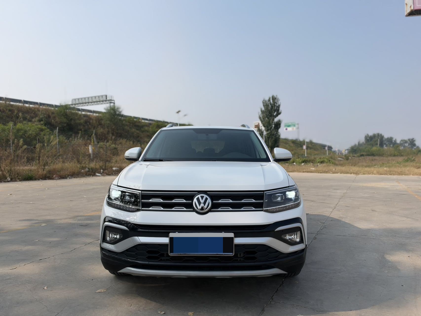 Volkswagen T-Cross 2020 #2 Volkswagen T-Cross 2020 car image #2